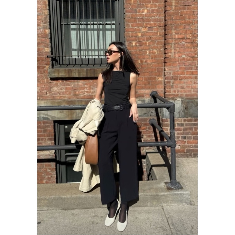 Wilfred Effortless cropped 0 24” reg